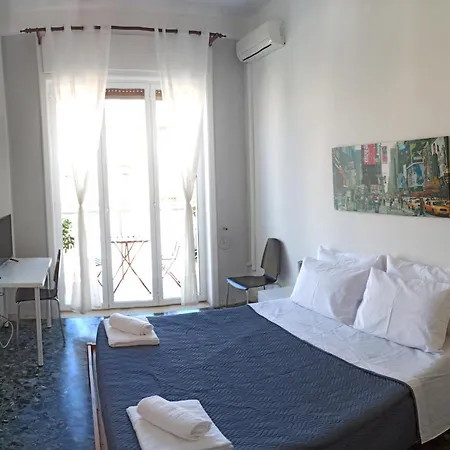 Cavour 133 Hotel Bari Exterior photo