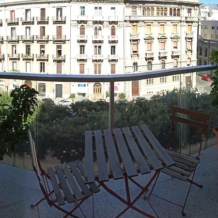 Cavour 133 Hotel Bari Exterior photo